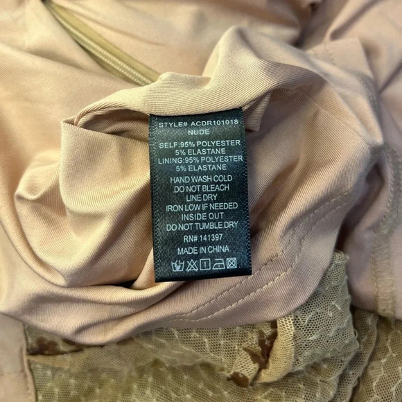 ASTR the Label Sparks Fly Sequined Mini Dress  Size Small NWT - Picture 11 of 12